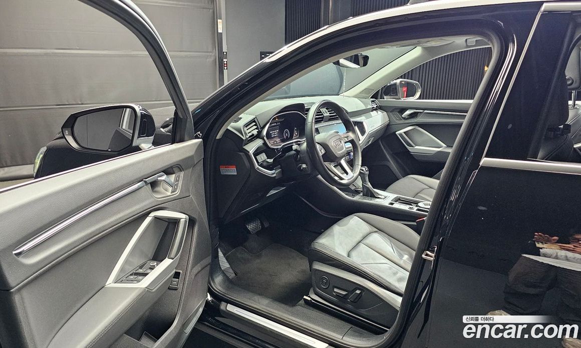 Audi Q3 35 TDI Premium Sportback