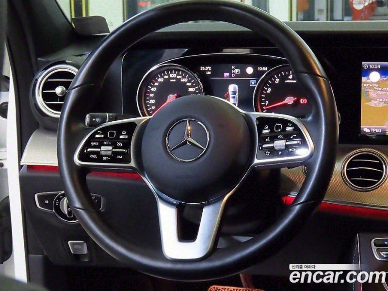 Mercedes Benz E-Class E250 Avantgarde