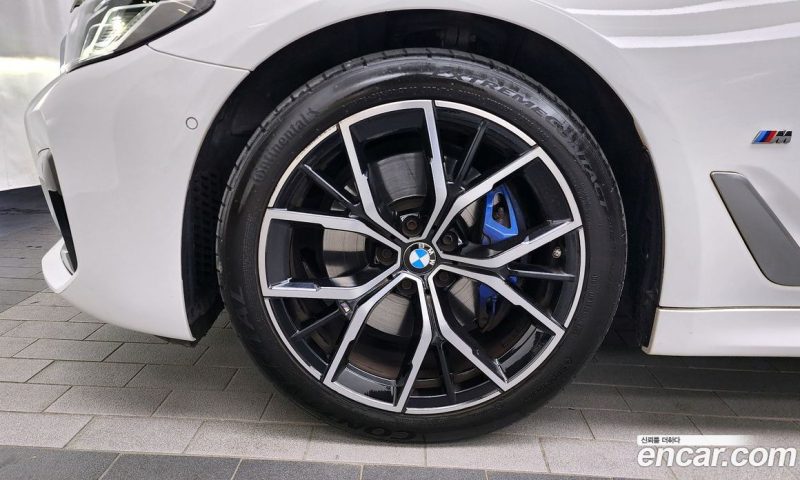 BMW 5-Series i530 xDrive M Sport Package