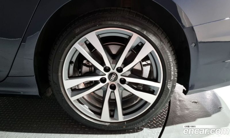 Audi A6 45 TFSI Premium