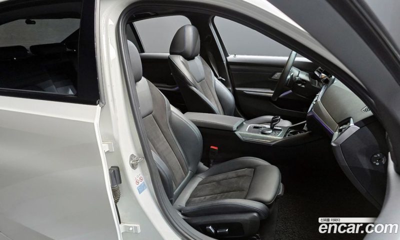 BMW 3-Series i320 M Sport