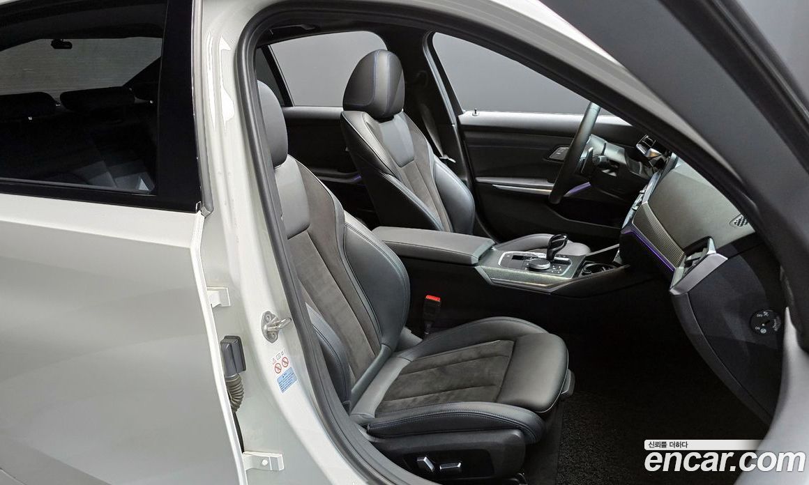 BMW 3-Series i320 M Sport