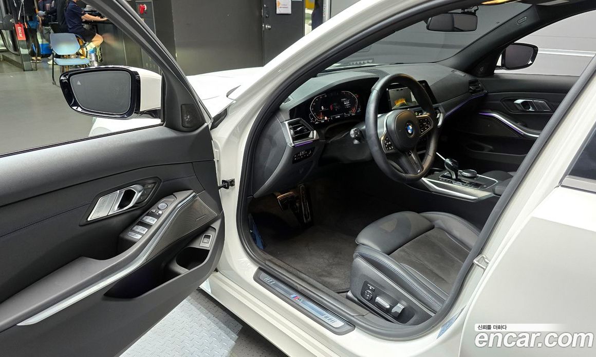 BMW 3-Series i320 M Sport
