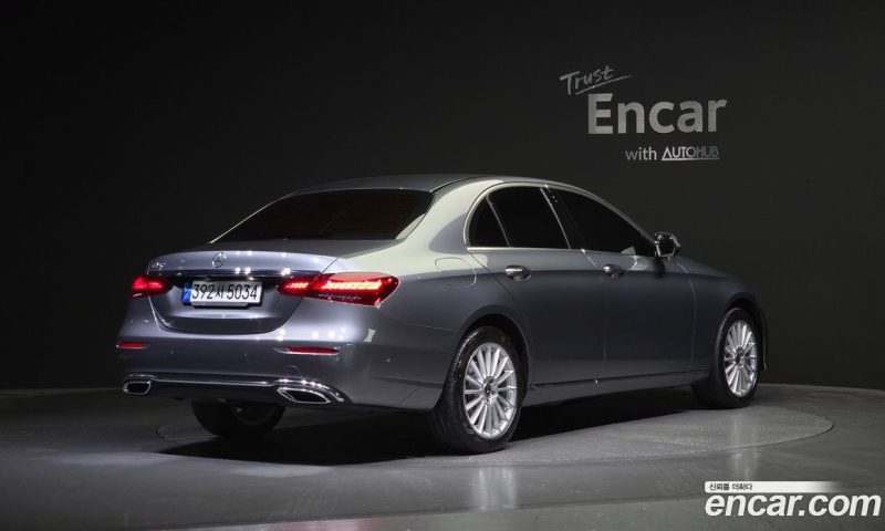 Mercedes Benz E-Class E250 Exclusive