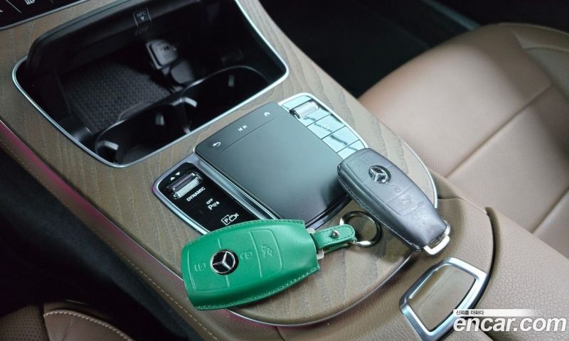 Mercedes Benz E-Class E250 Exclusive