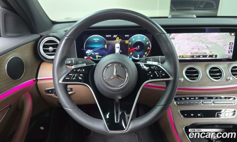 Mercedes Benz E-Class E250 Exclusive