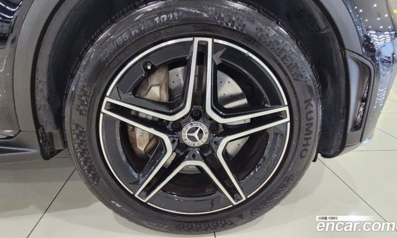 Mercedes Benz GLC-Class GCL300 4MATIC Coupe
