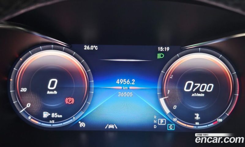 Mercedes Benz GLC-Class GCL300 4MATIC Coupe