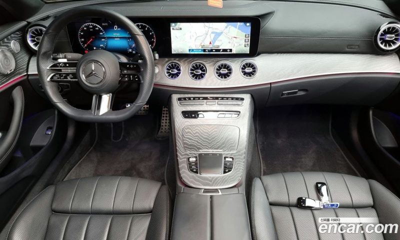Mercedes Benz E-Class E450 4MATIC Coupe