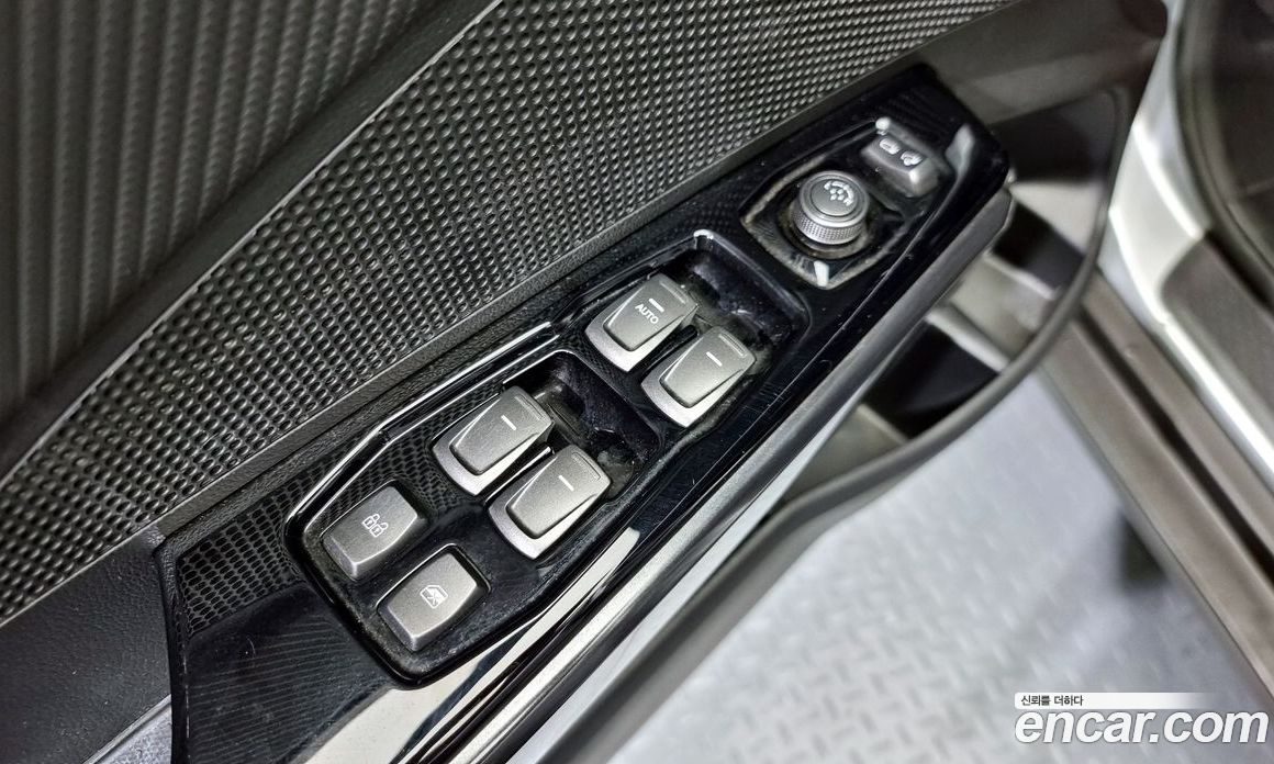 SsangYong Tivoli Gasoline 1.5 2WD