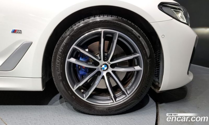 BMW 5-Series 523D xDrive M Sport