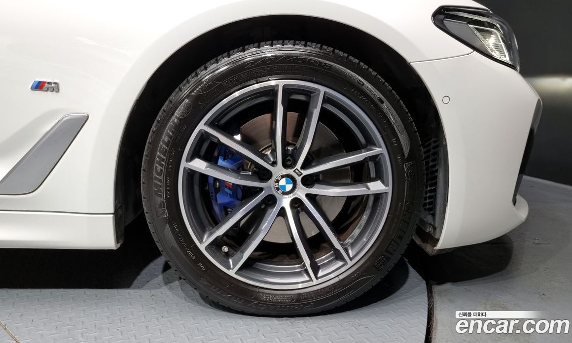 BMW 5-Series 523D xDrive M Sport