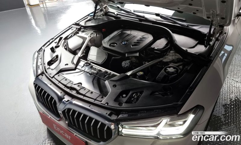 BMW 5-Series 523D xDrive M Sport