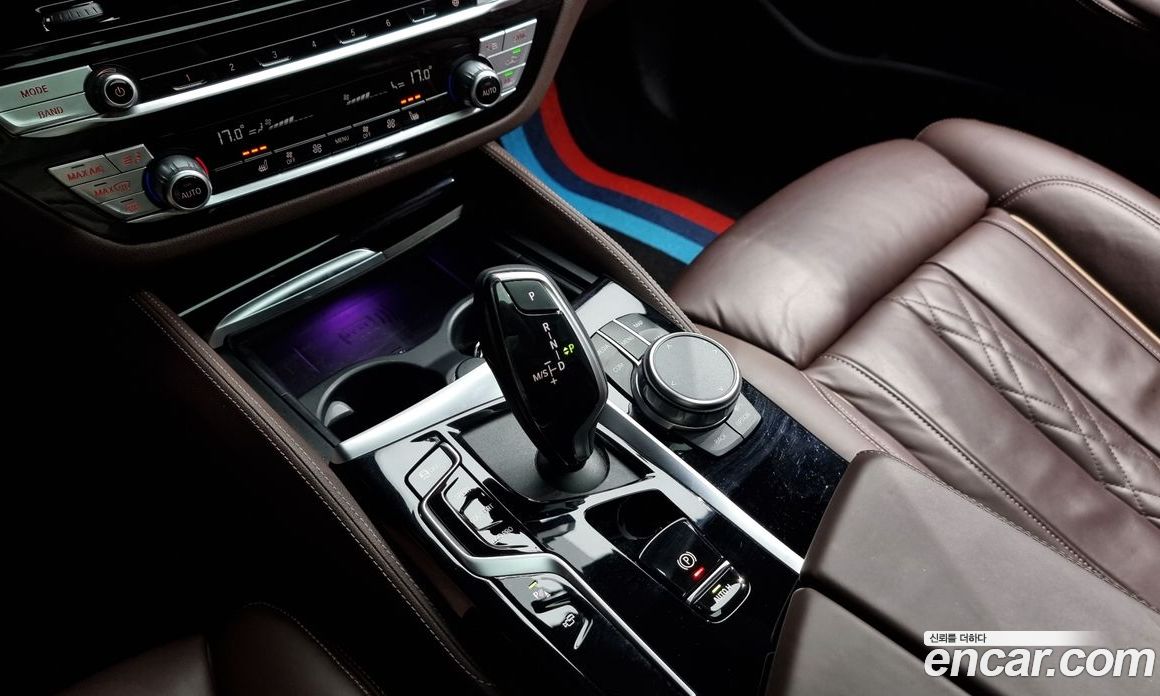 BMW 5-Series 523D xDrive M Sport