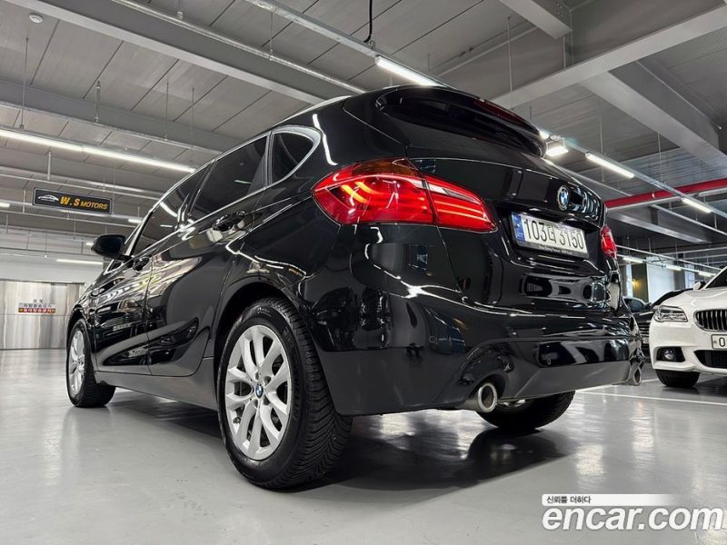 BMW 2-Series Advantage