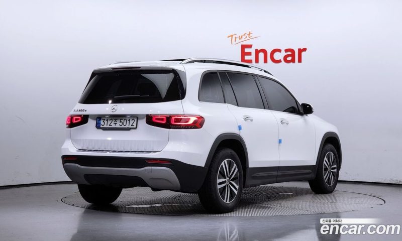Mercedes Benz GLB-Class GLB200 D