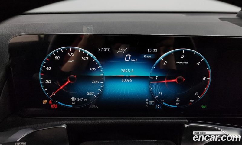Mercedes Benz GLB-Class GLB200 D