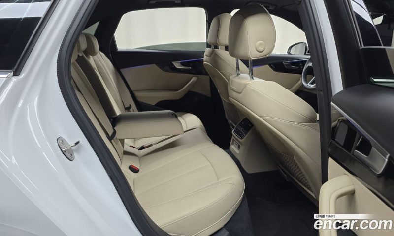 Audi A4 40 TFSI Premium