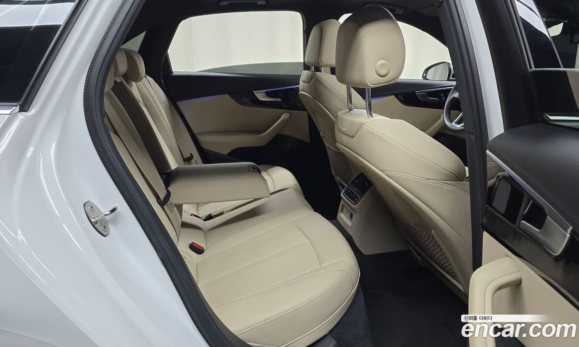 Audi A4 40 TFSI Premium