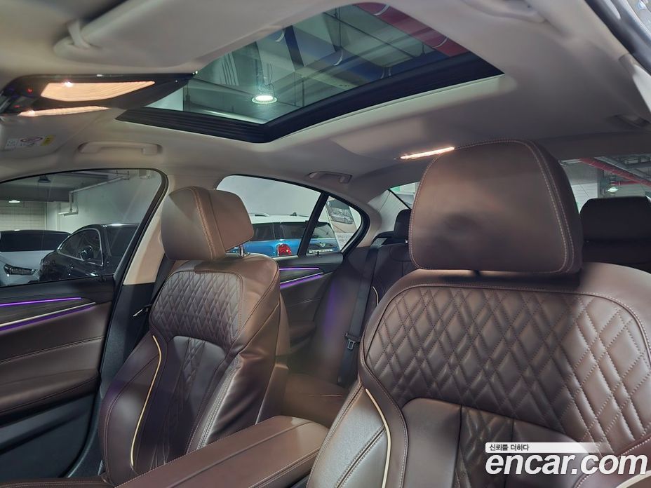 BMW 5-Series i520 Luxury