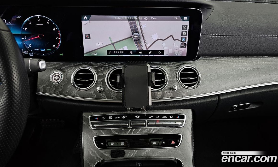 Mercedes Benz E-Class E350 4MATIC AMG Line