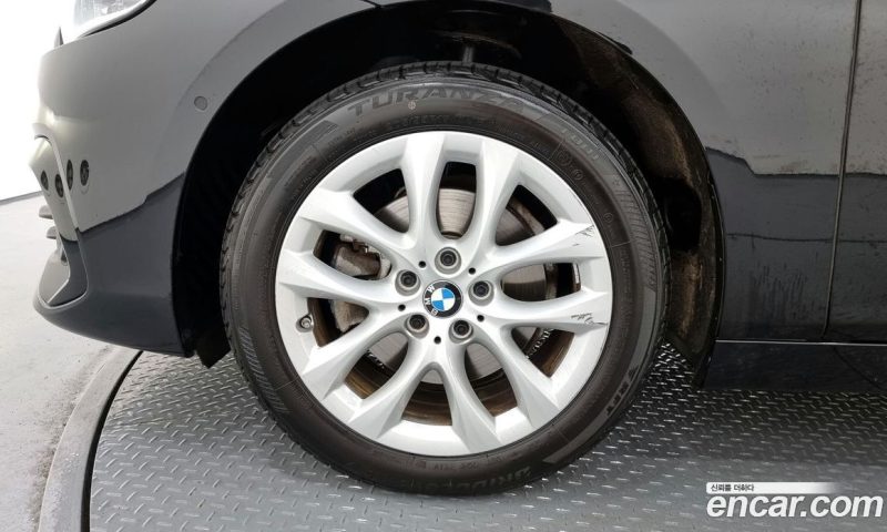 BMW 2-Series Advantage