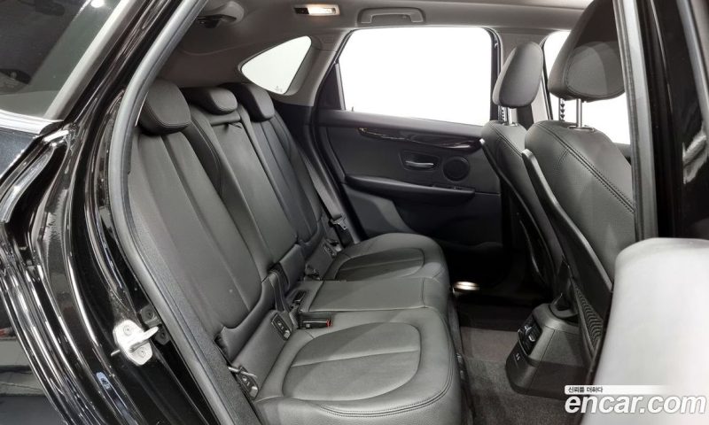 BMW 2-Series Advantage