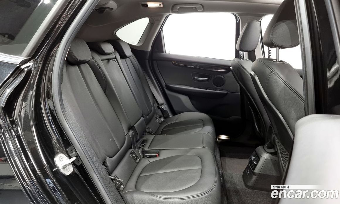 BMW 2-Series Advantage