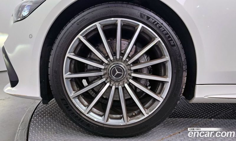 Mercedes Benz AMG GT 4Door 43 4MATIC+