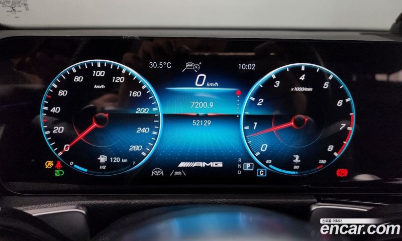 Mercedes Benz GLB-Class AMG GLB35 4MATIC
