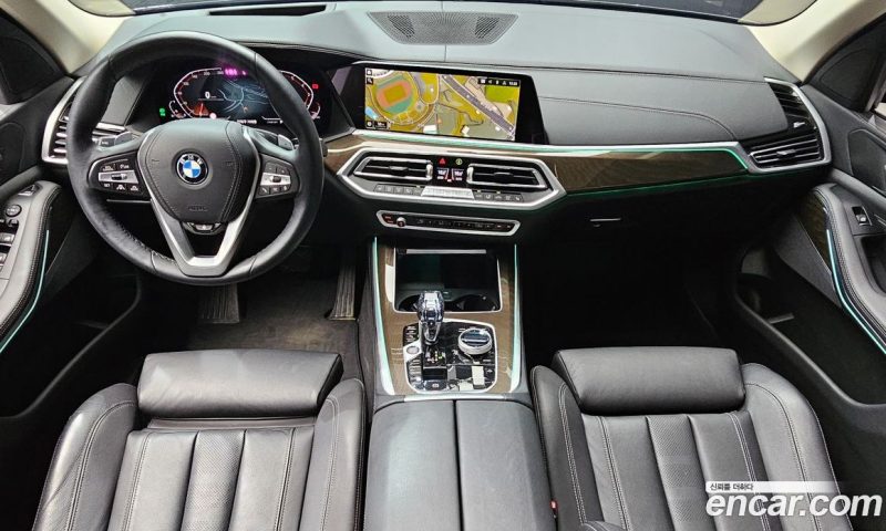 BMW X5 xDrive i40 xLine