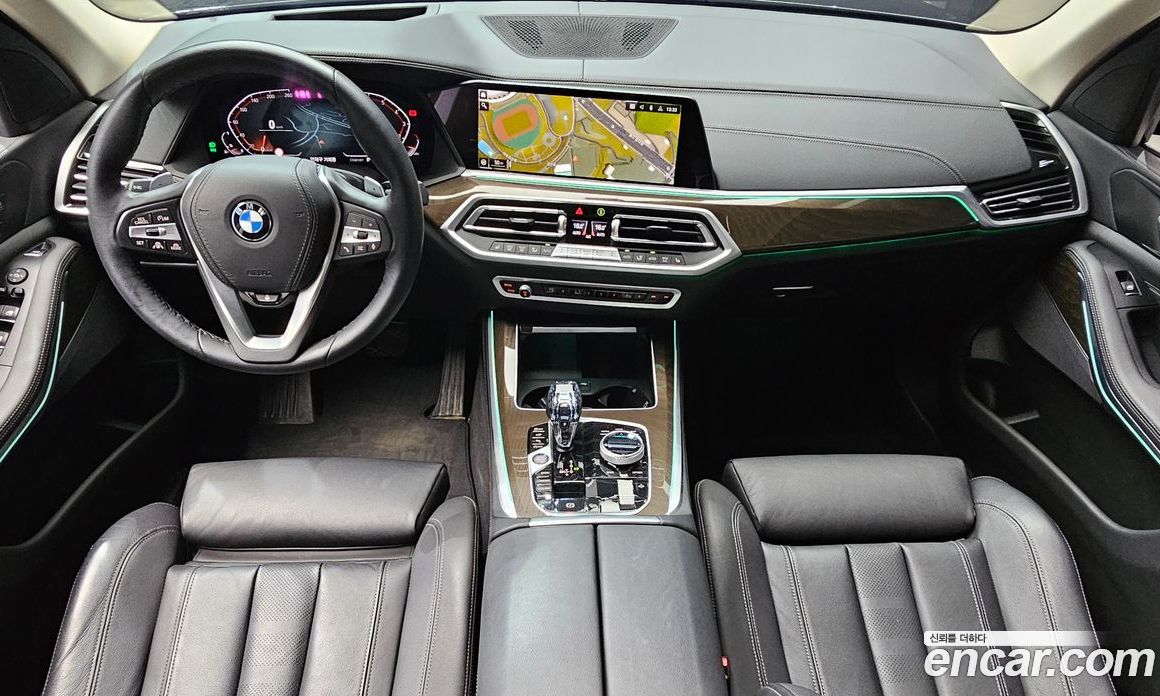 BMW X5 xDrive i40 xLine