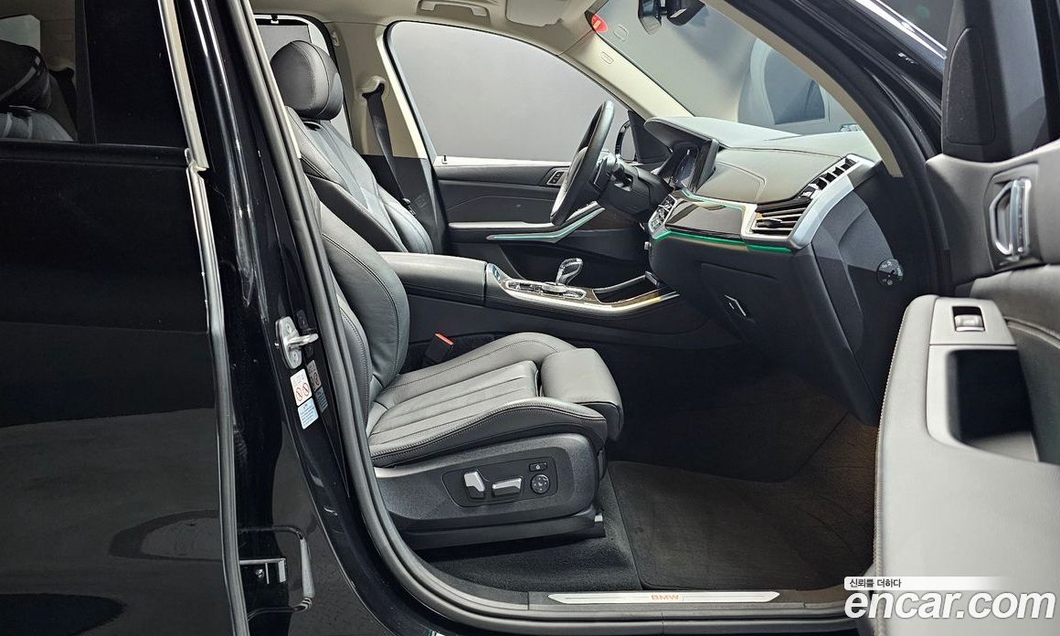BMW X5 xDrive i40 xLine