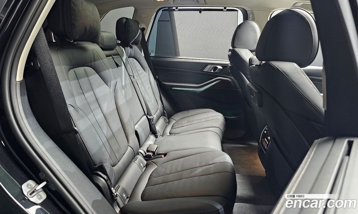 BMW X5 xDrive i40 xLine