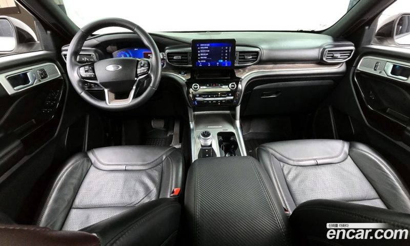 Ford Explorer 3.0 Platinum 4WD