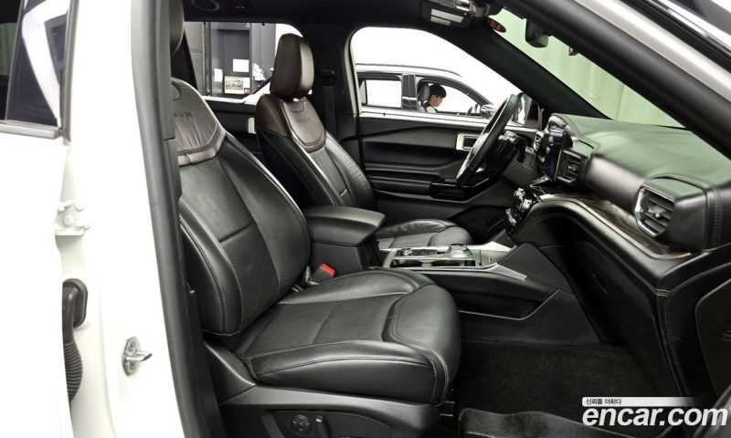 Ford Explorer 3.0 Platinum 4WD