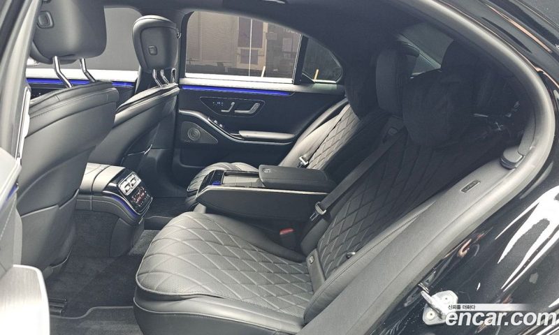 Mercedes Benz S-Class S400 D 4MATIC