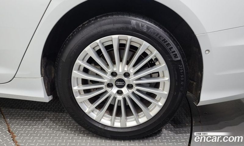 Audi A6 45 TFSI Premium