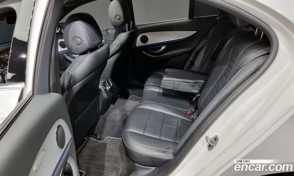 Mercedes Benz E-Class E250 Avantgarde