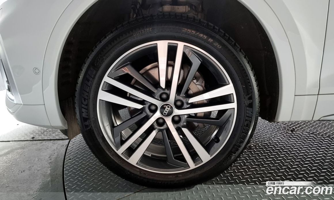 Audi Q5 45 TFSI Quattro Premium