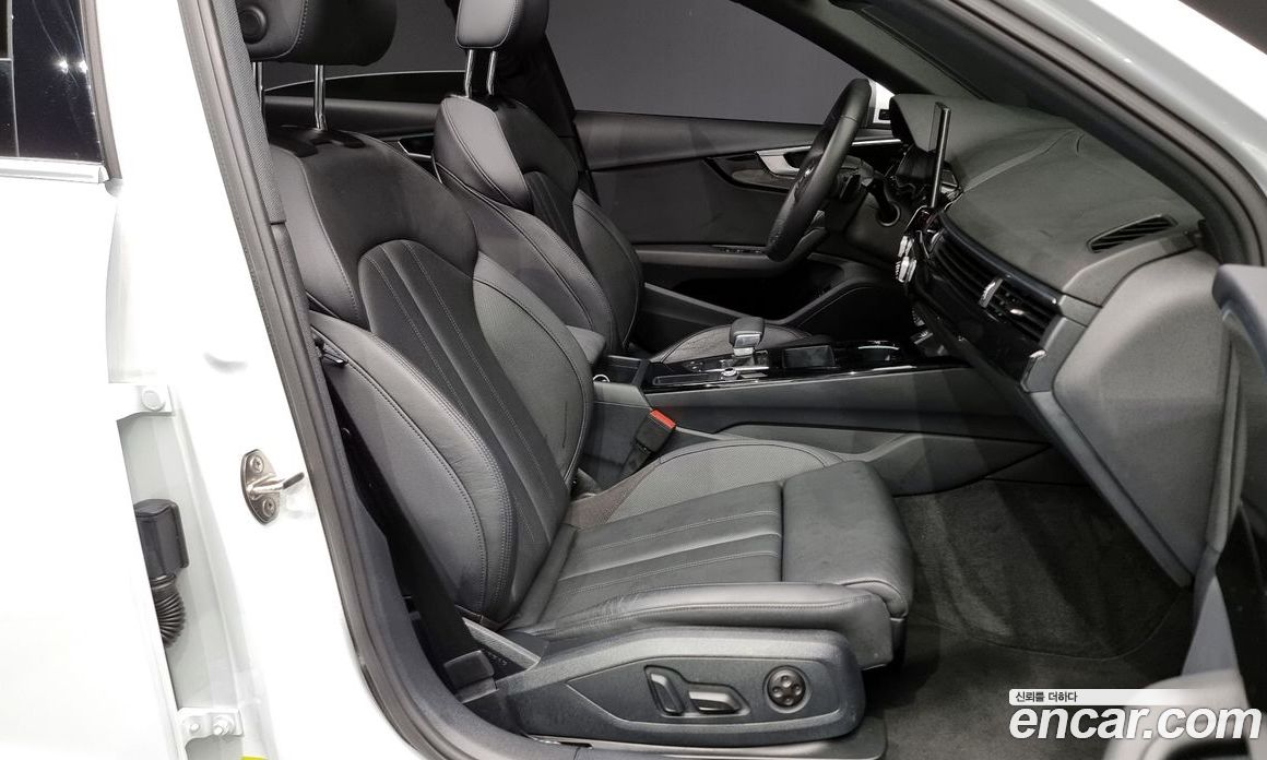 Audi A4 35 TDI Premium