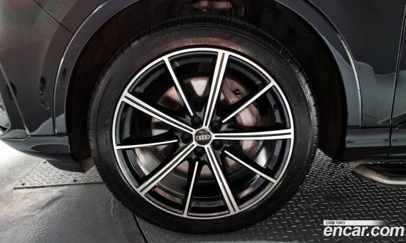 Audi Q7 55 TFSI Quattro Premium