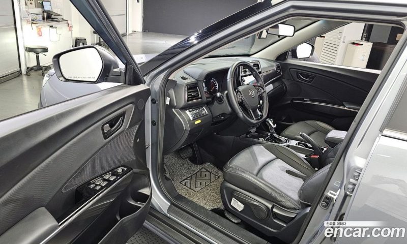 SsangYong Tivoli Gasoline 1.5 2WD