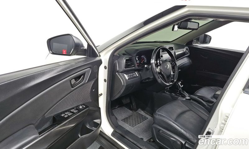 SsangYong Tivoli Gasoline 1.5 2WD