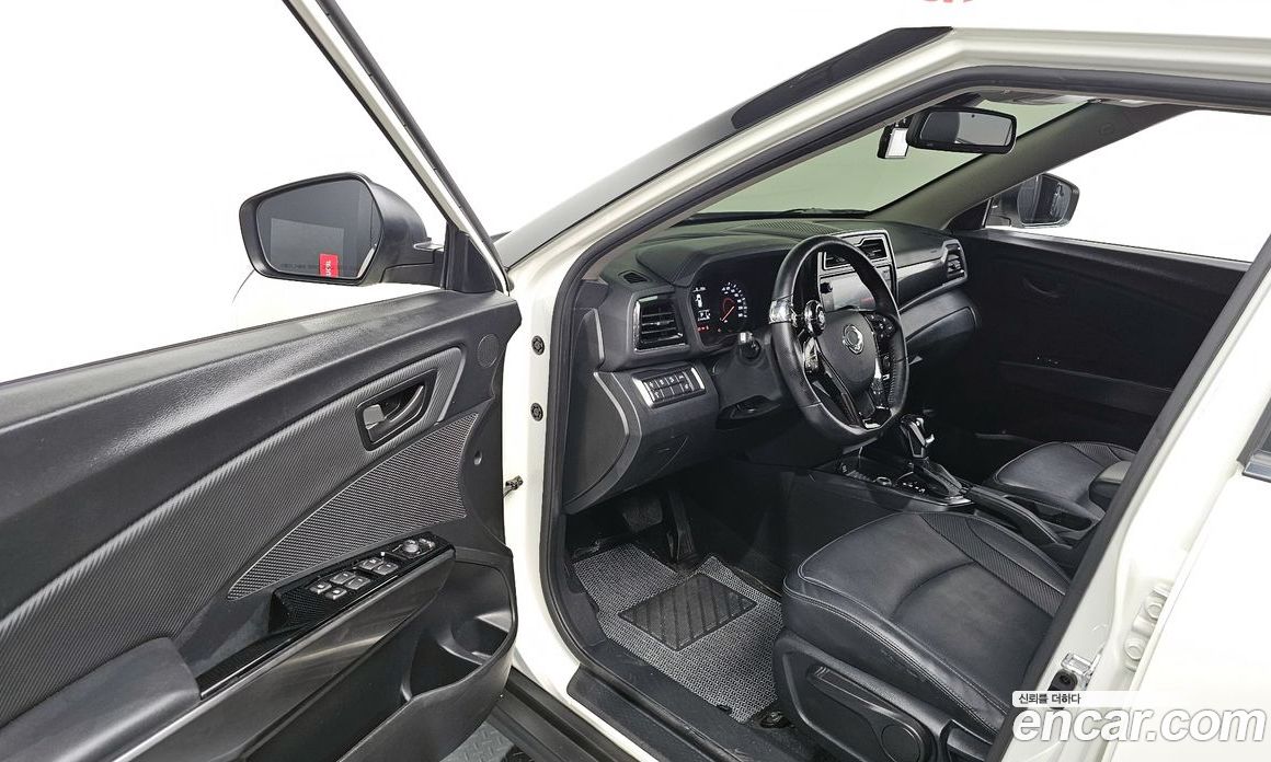 SsangYong Tivoli Gasoline 1.5 2WD