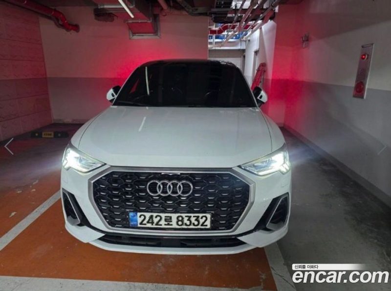 Audi Q3 35 TDI Premium Sportback