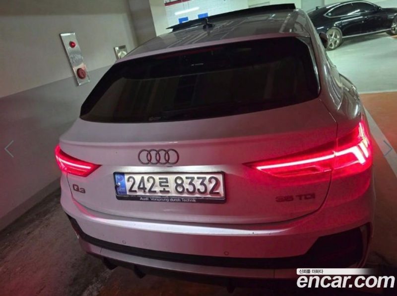 Audi Q3 35 TDI Premium Sportback