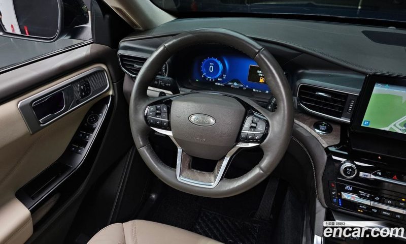 Ford Explorer 3.0 Platinum 4WD