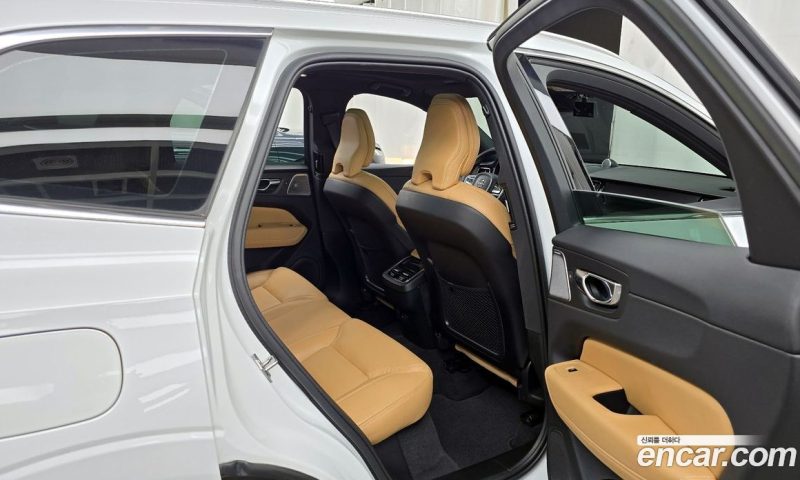 Volvo XC60 B6 Inscirtion