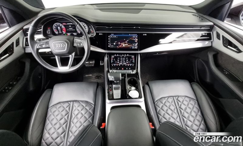 Audi Q8 55 TFSI Quattro Premium